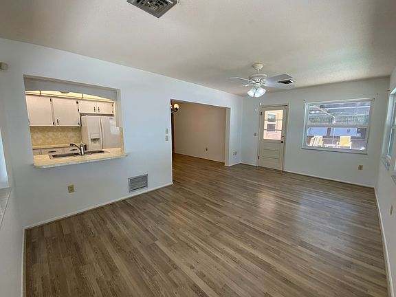 5th image of 519 Bradenton Rd