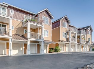 2970 SW Raymond St UNIT 203, Seattle, WA 98126