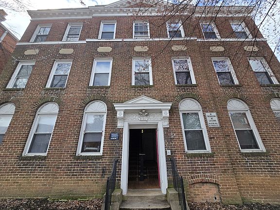 3rd image of 3131 Hanover Ave APT 6