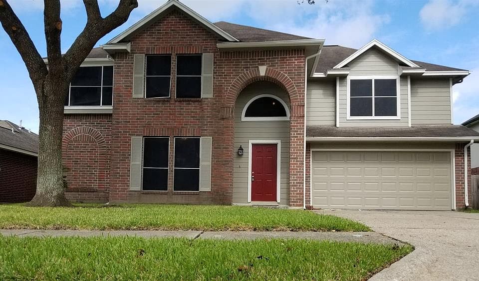 1st image of 618 Oak Berry Dr
