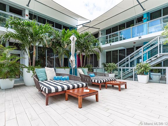 3rd image of 1100 Biscayne Blvd Unit 2106