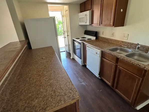 1122 Vine St APT 4, Denton, TX 76209