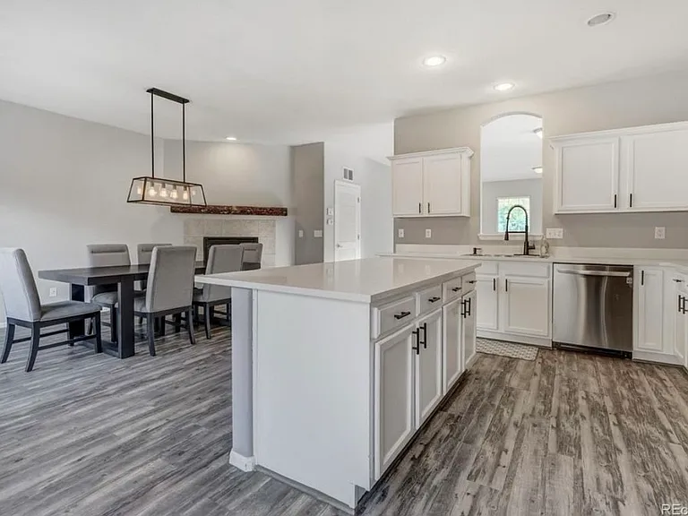 3573 Grey Owl Point — Photo 11
