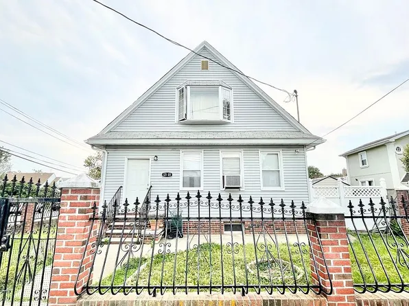 22101 91st Rd, Jamaica, NY 11428