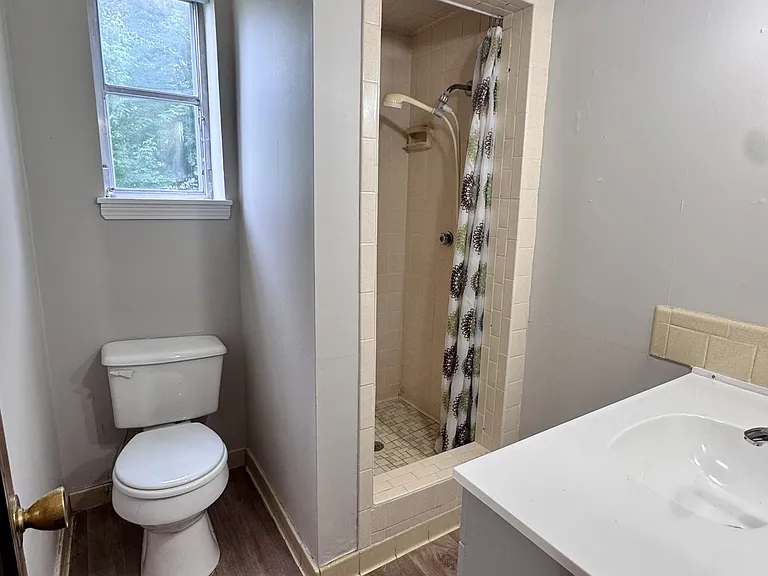 1403 Joyner Ave — Photo 14