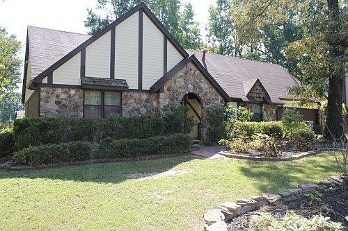 1st image of 5247 Longwood Dr
