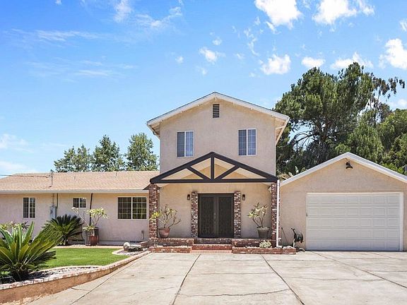 2nd image of 9529 Marilla Dr