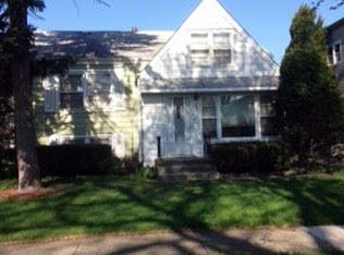 744 S Swain Ave, Elmhurst, IL 60126