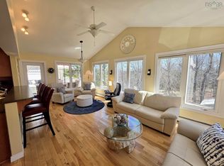 3 Beech St, Halifax, NS B4A 1T1