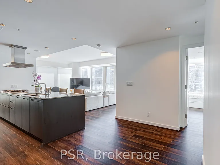 180 University Ave #3109 — Photo 4