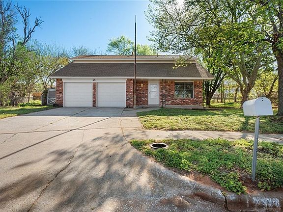 2nd image of 3436 Royalwood Cir