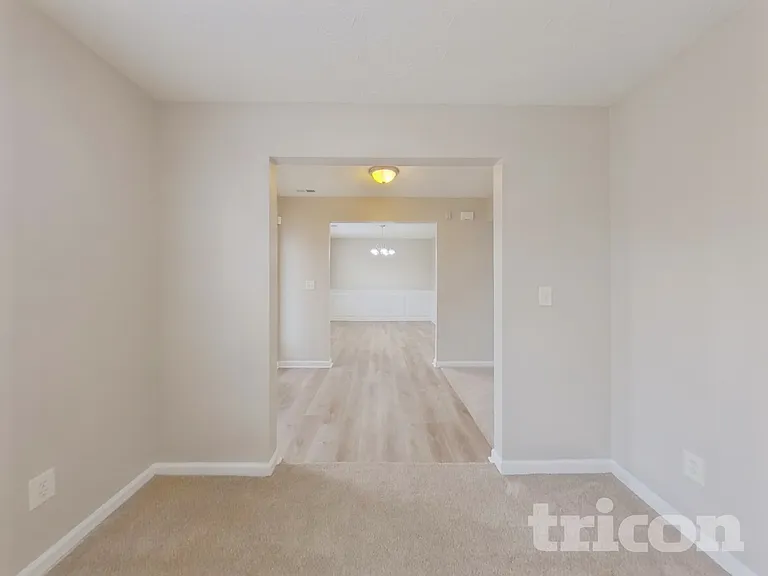 471 Sawtooth Ln — Photo 17