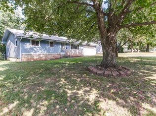 3137 S Dayton Ave, Springfield, MO 65807