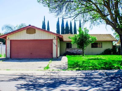 1218 Castle Oaks Dr, Stockton, CA, 95210