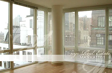 Rented by Manhattist