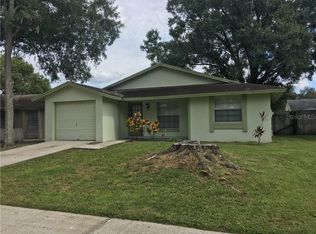 16141 Foxfire Dr, Tampa, FL 33618