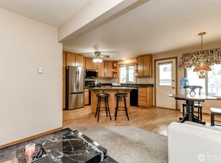 32612 3rd Place S #18C, Federal Way, WA