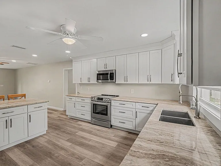 20 Hardee Cir N — Photo 11