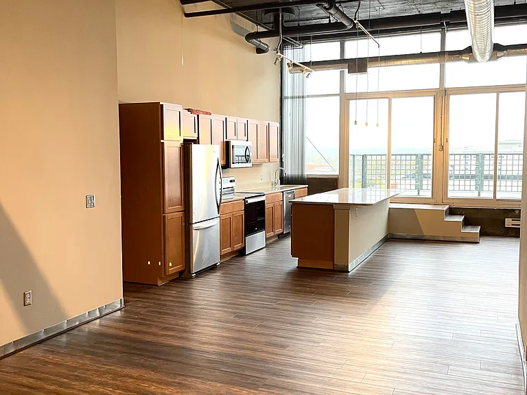TipTop Apartments — Photo 17