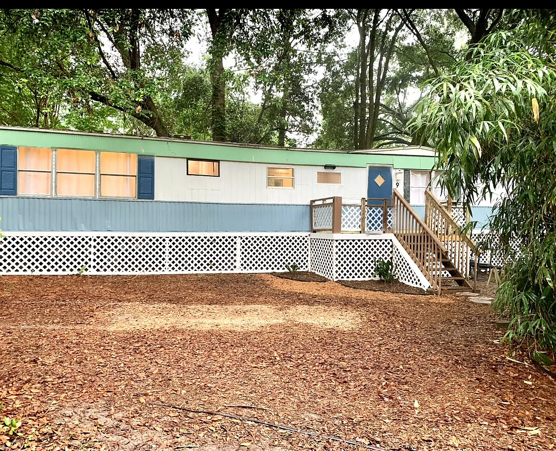 9 Mango Rd — Photo 1