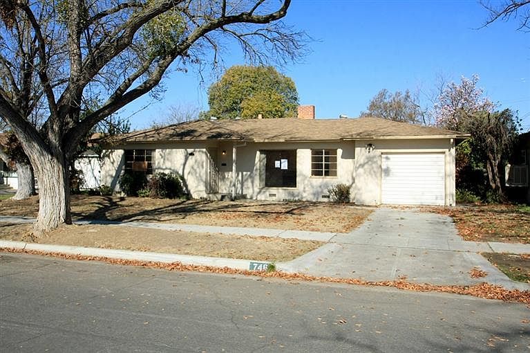 1st image of 746 W Garland Ave