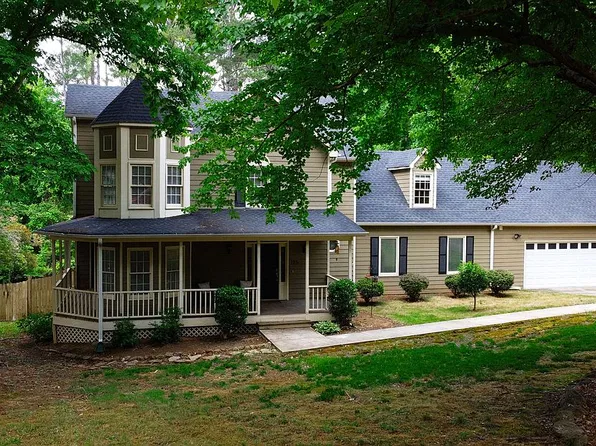 125 Picketts Lake Dr, Acworth, GA 30101