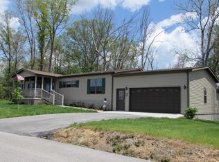 2182 Shorty Barnes Rd, Crossville, TN 38571