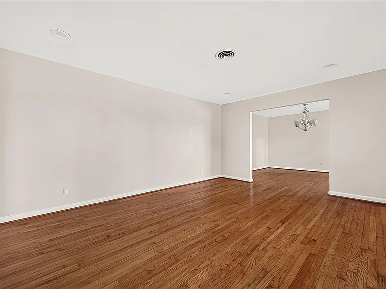 4002 Mischire Dr — Photo 11
