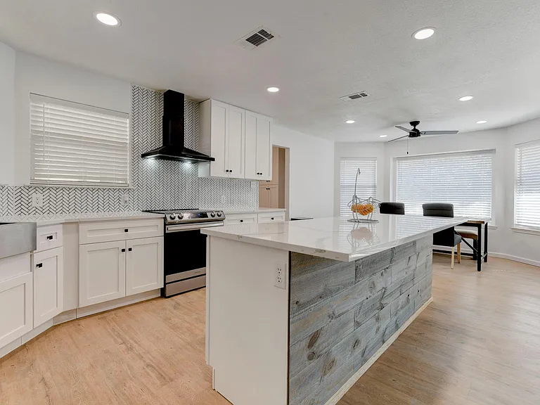 17309 Whippoorwill Trl — Photo 3