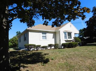 20 White St, Ludlow, MA 01056