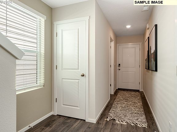 2nd image of 4506 NE 104th Pl