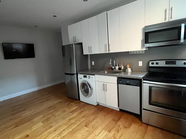 854 West 180th Street image 2 of 16