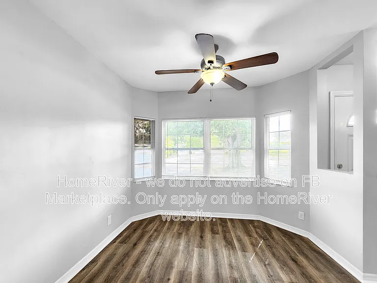 1354 Tuscola St — Photo 6