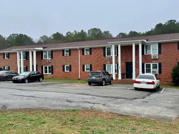 616 N College Dr, Cedartown, GA 30125