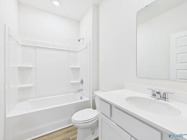 125 Betty Williams Dr — Photo 35