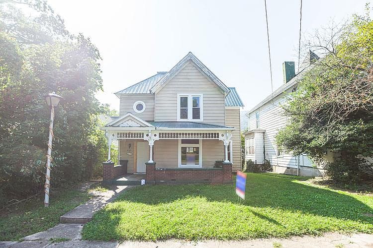 1st image of 225 Alleghany St