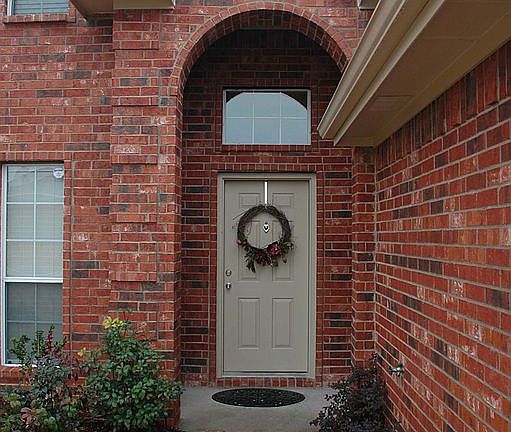 Inviting Entry Welcomes You