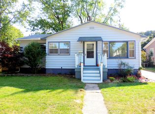 512 Madison Ave, Saint Joseph, MI 49085