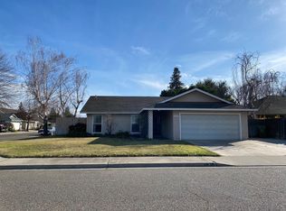 1040 W Minnesota Ave, Turlock, CA 95382