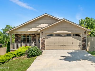 314 Two View Rd, Pigeon Forge, TN, 37863