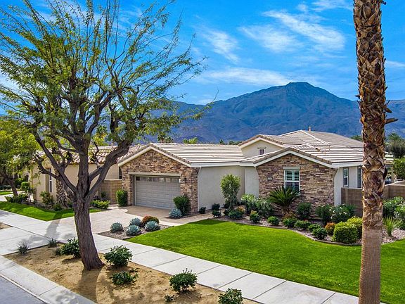 3rd image of 60589 Juniper Ln