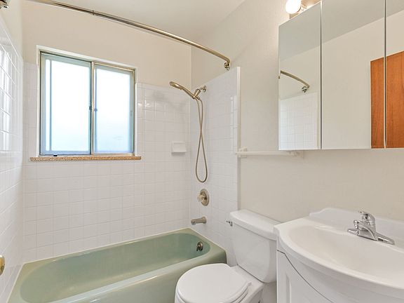 5th image of 3030 Carnegie Dr
