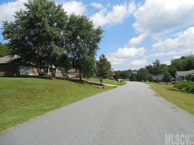 2nd image of 4384 Steeple Chase Dr