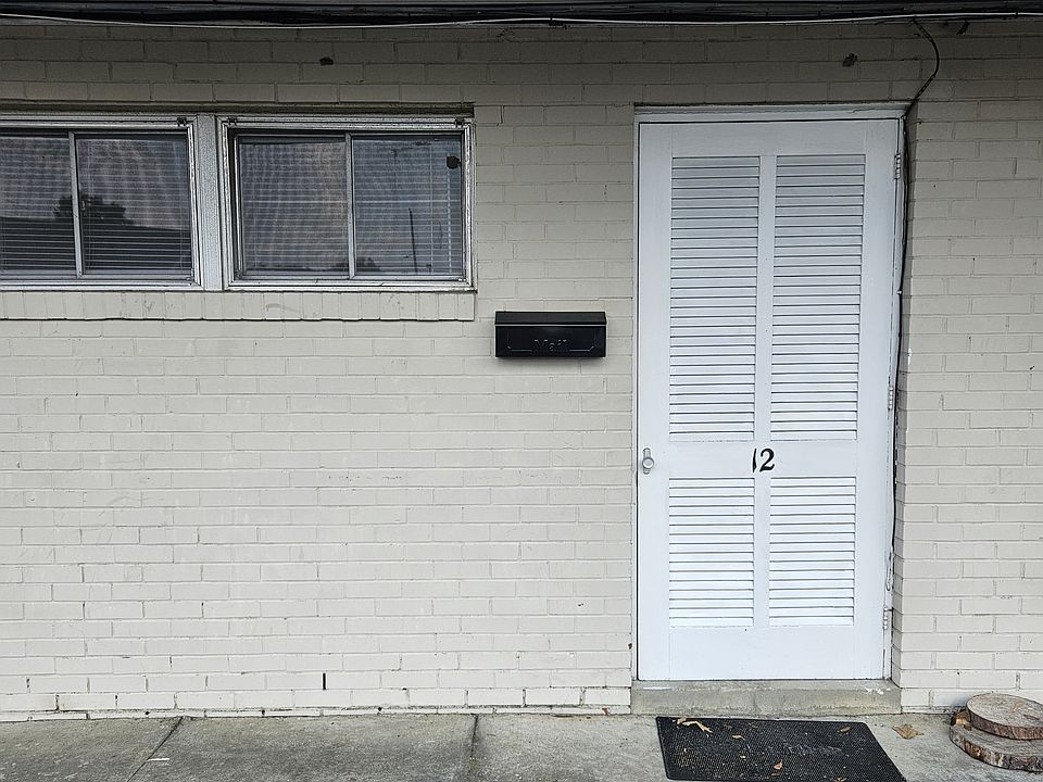 1st image of 1804 E Ash St #12