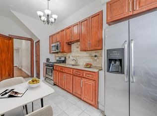 212 69th St #1, West New York, NJ 07093