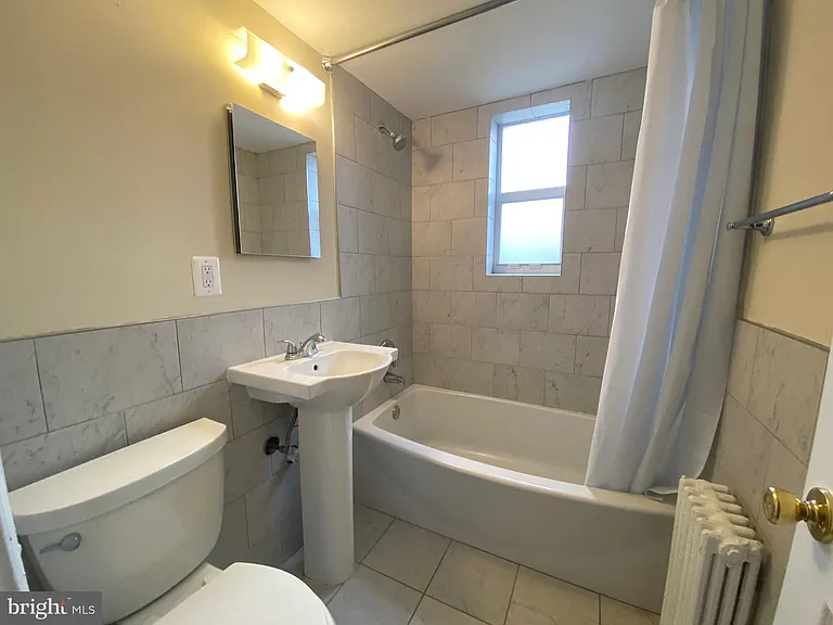 1304 N Meade St #ENG4 — Photo 12