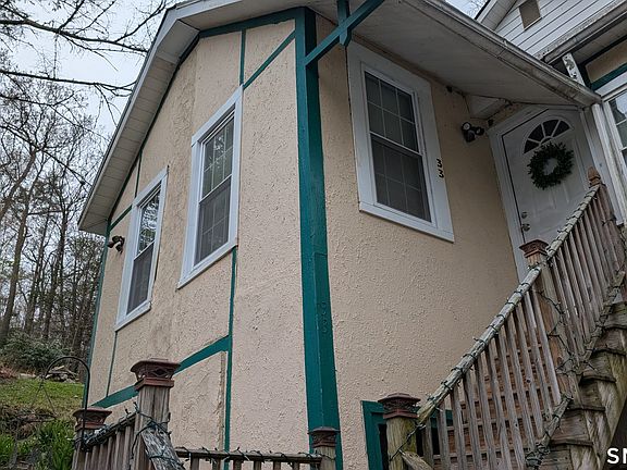 3rd image of 33 Baltic Heights