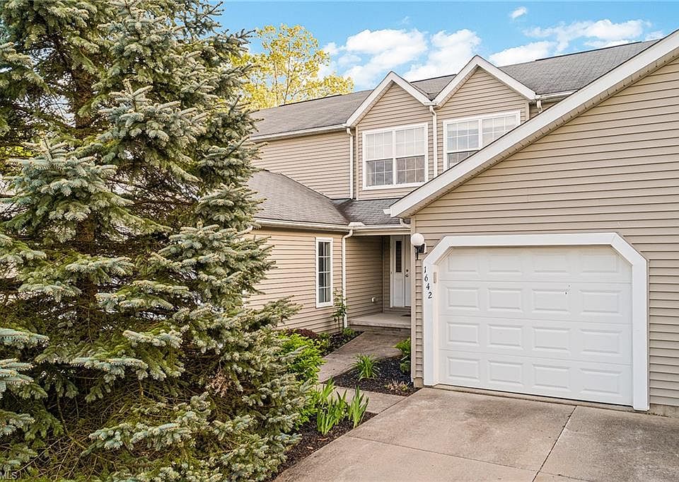 1st image of 1642 Mapleview Ct