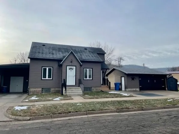 807 W King St, Winona, MN 55987