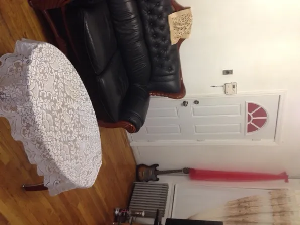 214 Cortelyou Rd, Brooklyn, NY 11218